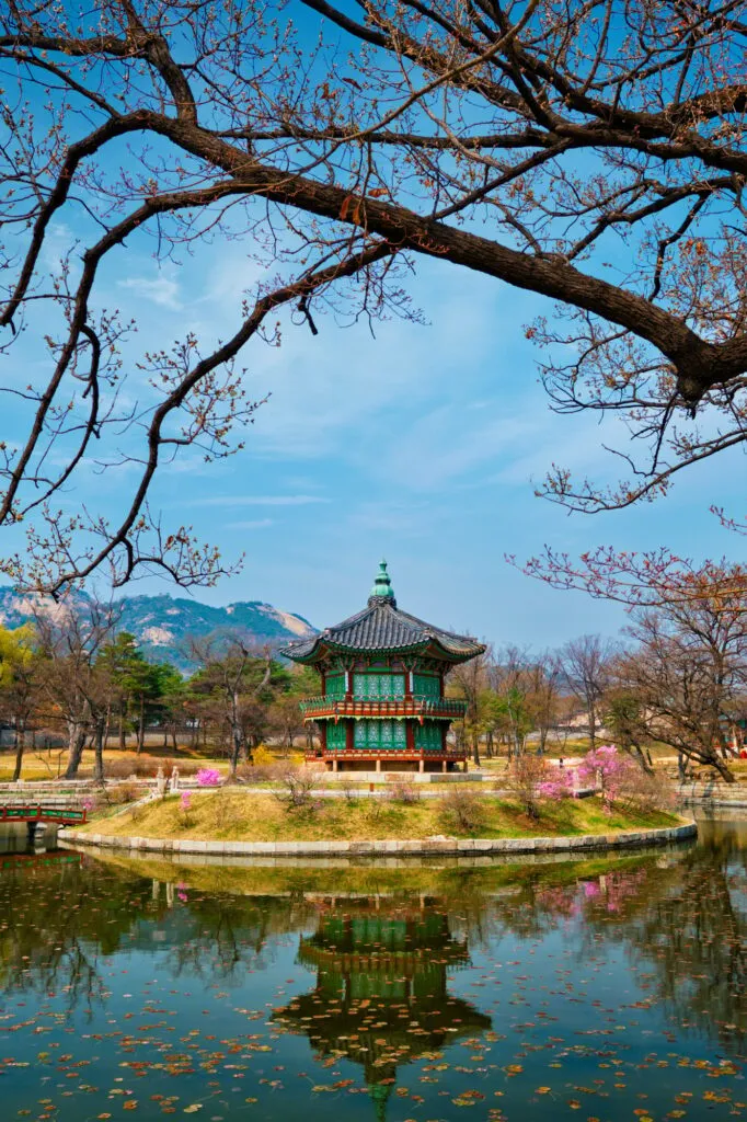 Hyangwonjeong Pavilion, Gyeongbokgung Palace, Seoul, South Korea